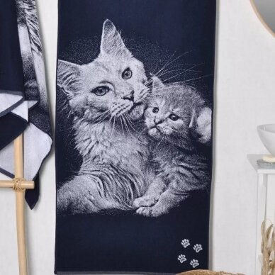 Medvilninis rankšluostis "Katinų šeima", 67x150 cm 1