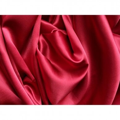 Mulberry šilko pagalvės užvalkalas (raudona), 22 momai (M/M)