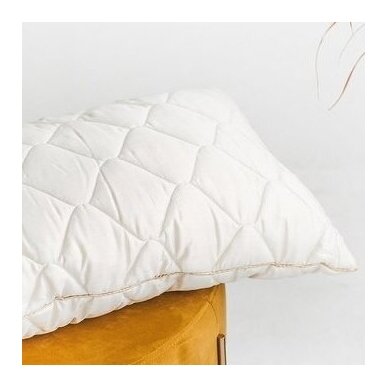 Satino pagalvė su 100% natūralios merino vilnos užpildu, 50x70 cm